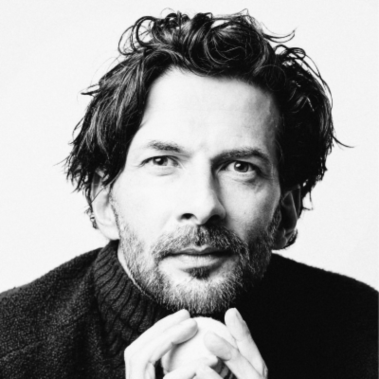 Julian Knowle